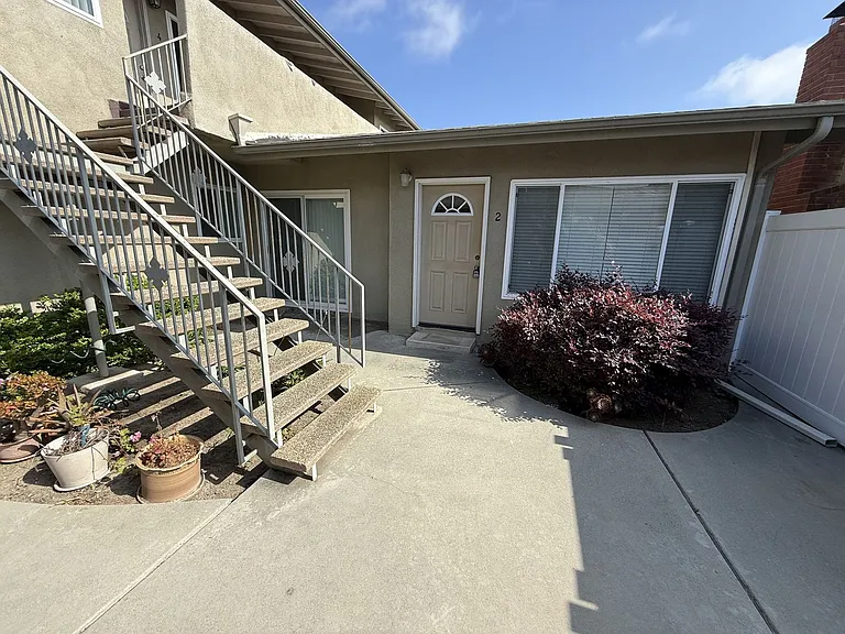 3720 Emerald St — Photo 31