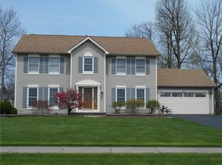 108 Gnage Ln, Rochester, NY 14612