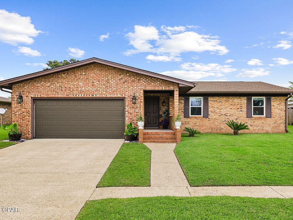 1st image of 213 Hugh Thomas Dr