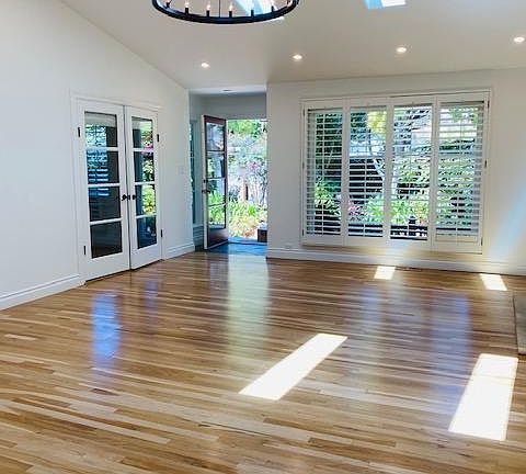 3rd image of 127 Evergreen Ave