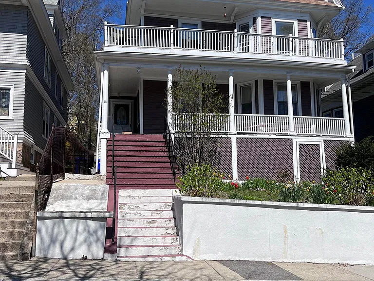 113 Westbourne Ter #3 — Photo 1