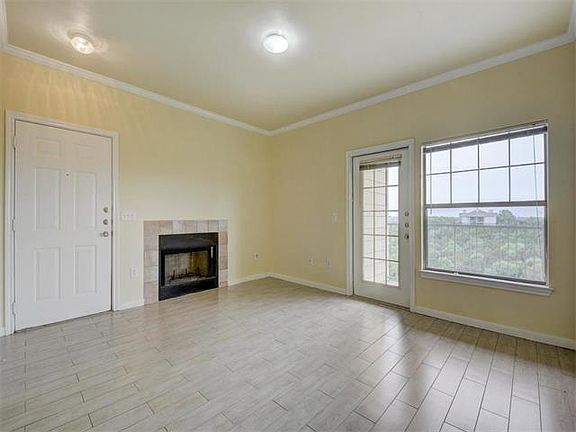 4th image of 2320 Gracy Farms Ln APT 834