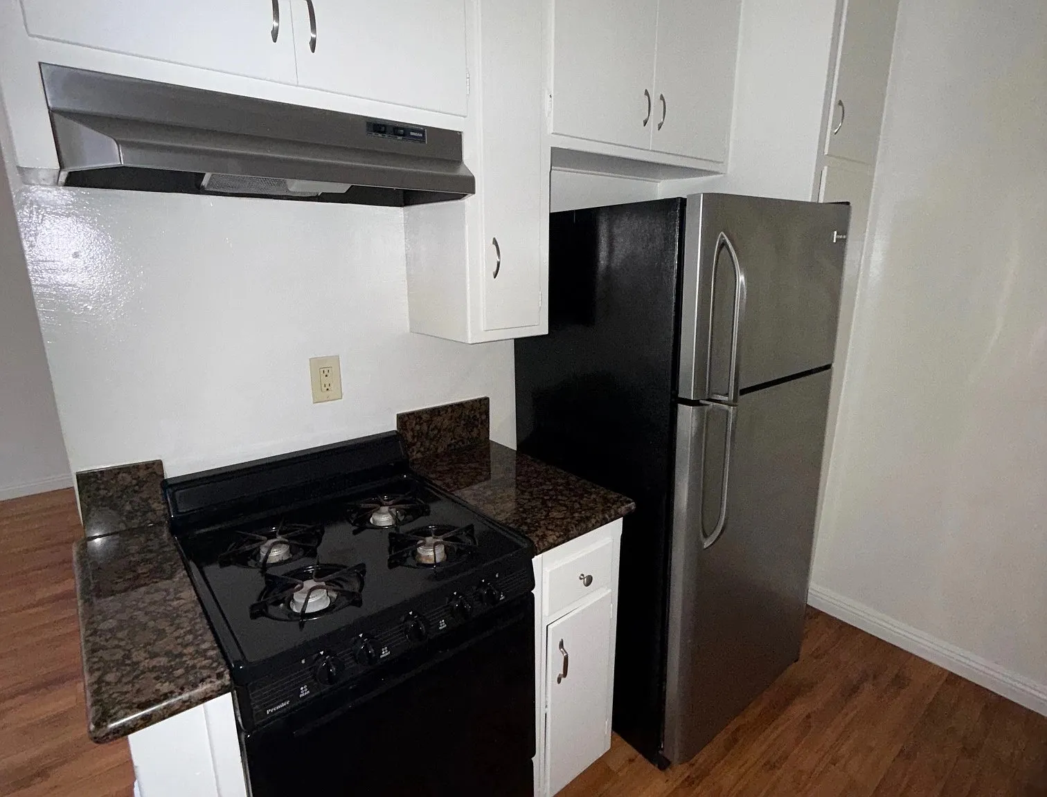 4524 S Slauson Ave — Photo 4