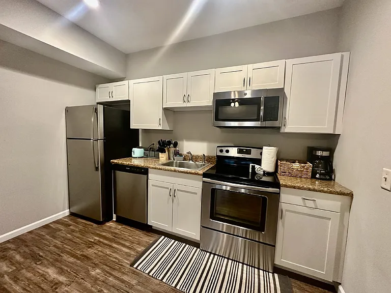 36 Promenade St #202 — Photo 8