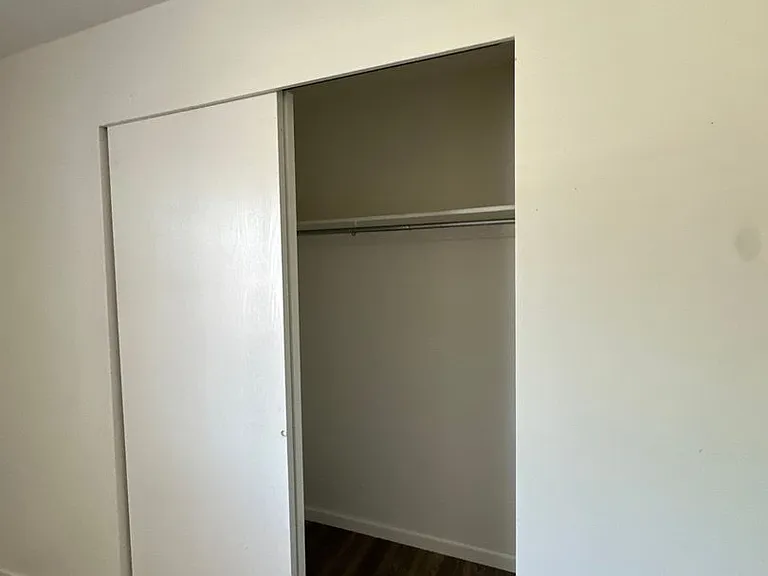 745 E Lazon Dr — Photo 10