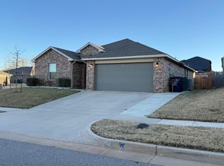 11200 NW 95th Ter, Yukon, OK 73099