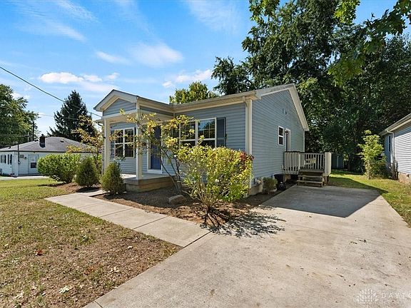 3rd image of 401 Mary Ln