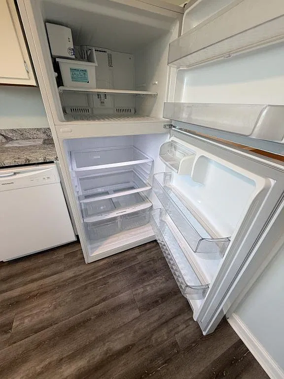 2905 Abigail Dr #4 — Photo 3