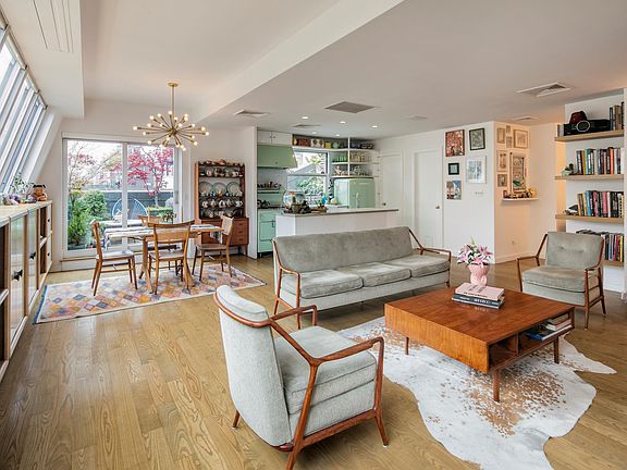 2nd image of 16 Park Ave #Phn