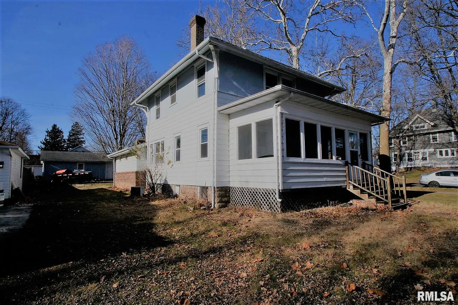 300 S White St photo 1