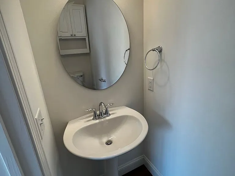 147 Bayberry Cir — Photo 23