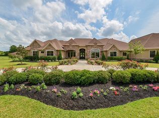 18418 E Paloma Dr, Cypress, TX 77433