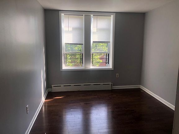 3rd image of 246 Clendenny Ave #50E
