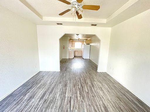 3rd image of 403 N Broadway St #10