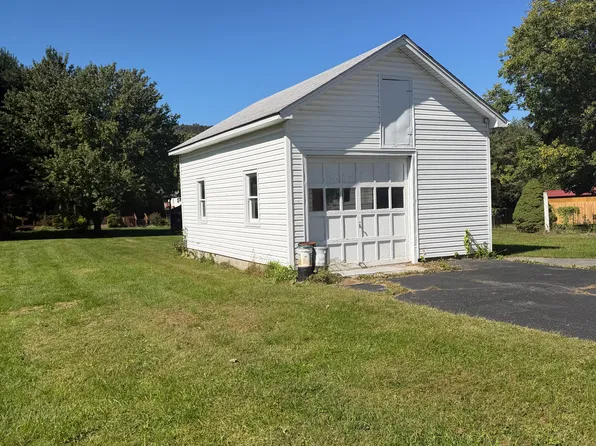 439 Elk Pl, Romney, WV 26757