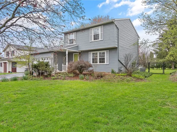 5997 Rita Ln, Cicero, NY 13039