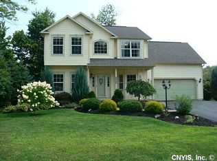 8642 Bayview Dr, Cicero, NY 13039