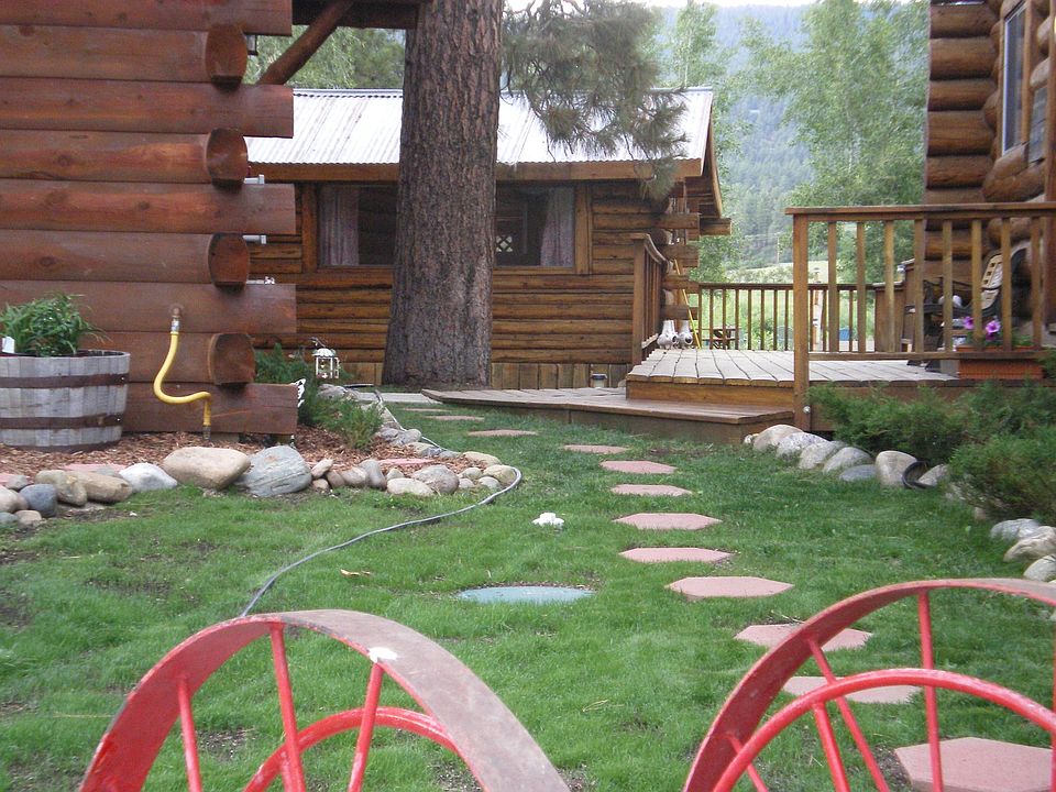 In the middle of the our cabins.