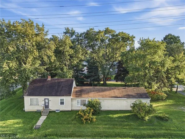345 E Simpson St, Alliance, OH 44601