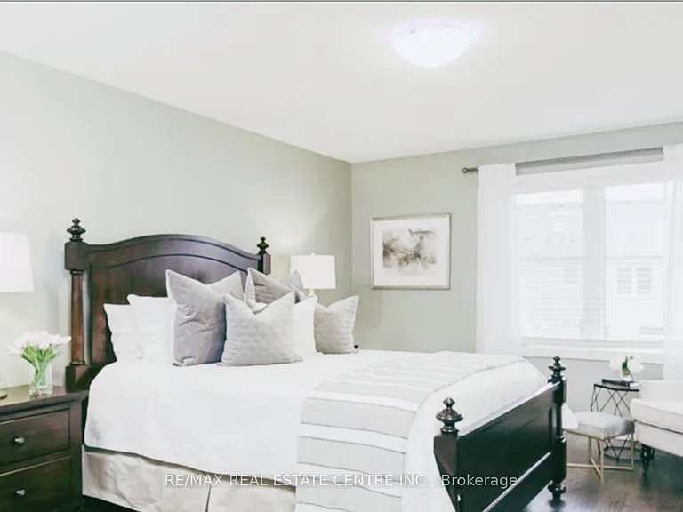 112 Hanson Cres — Photo 13