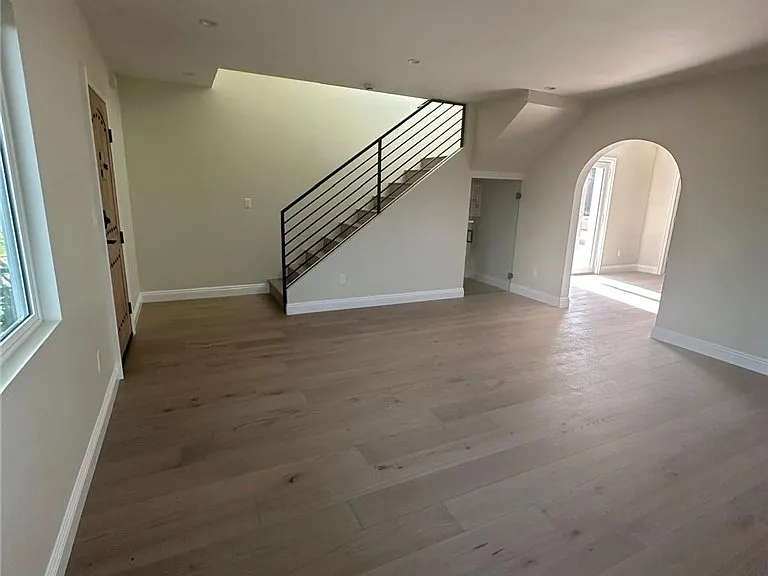 4947 Angeles Vis — Photo 13