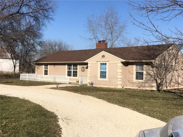 25425 S State Route K, Harrisonville, MO 64701