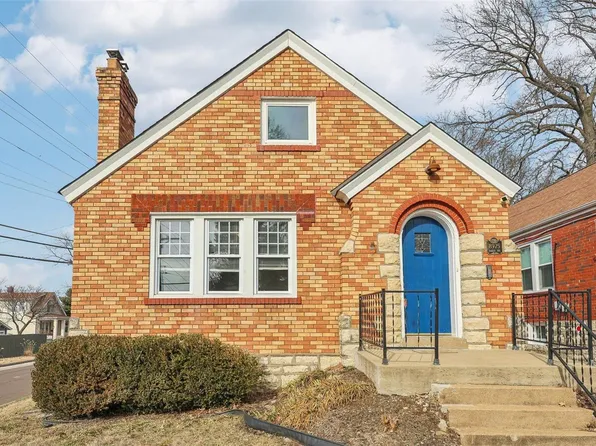 8975 Forest Ave, Saint Louis, MO 63114