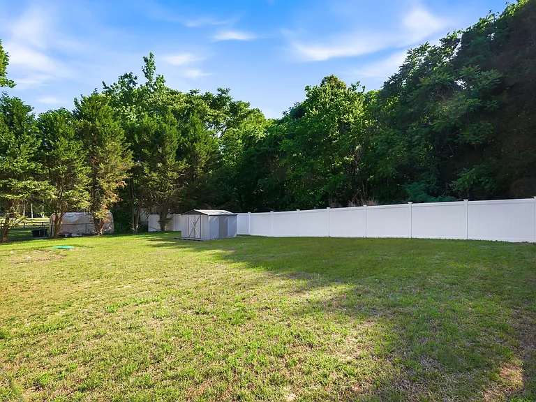 15508 Richmond St — Photo 44