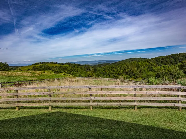 1403 Ridge Rd, Raphine, VA 24472