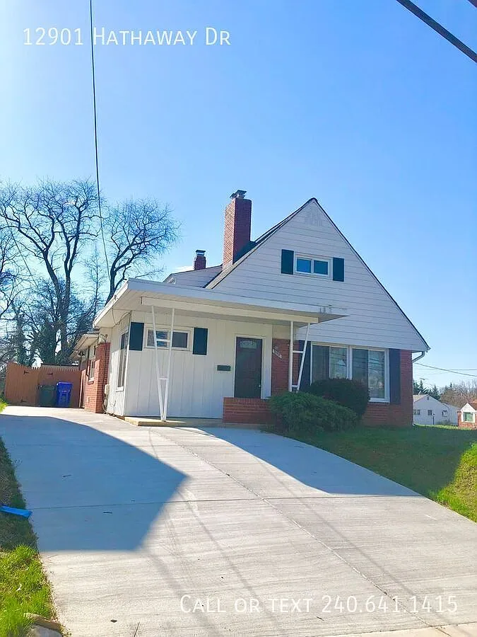 Beautiful 4 BR/2 BA Single Family Home in Silver Spring! — Photo 1
