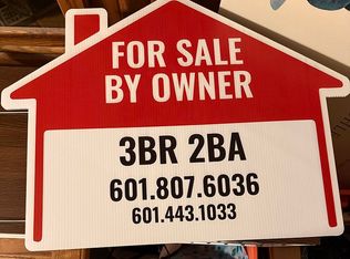 102 Brookfield Dr, Natchez, MS 39120
