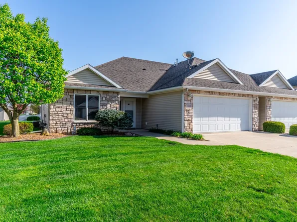 1515 Henney St, Angola, IN 46703