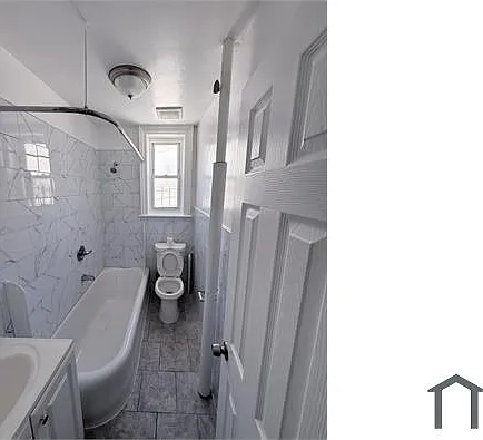 401 Montauk Ave #2R — Photo 7