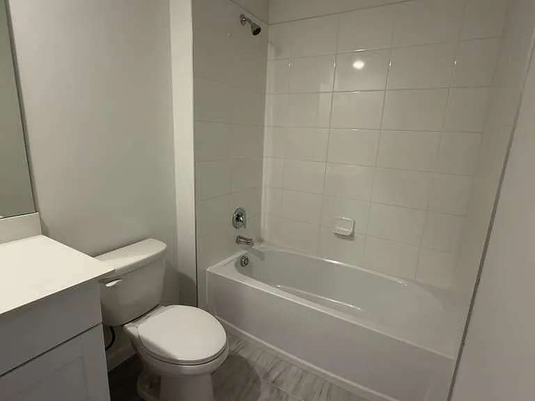 613 Salisbury Cir — Photo 10