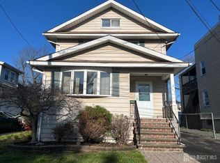 145 Cooper Ave, Iselin, NJ 08830