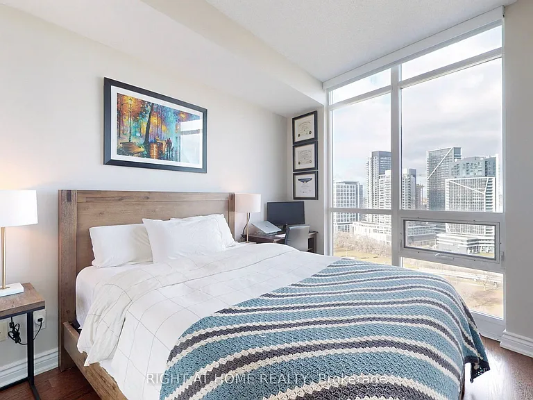 231 Fort York Blvd #2309 — Photo 12