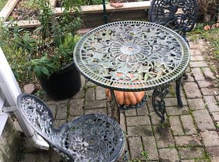 6 Park Pl #1, Milltown, NJ 08850