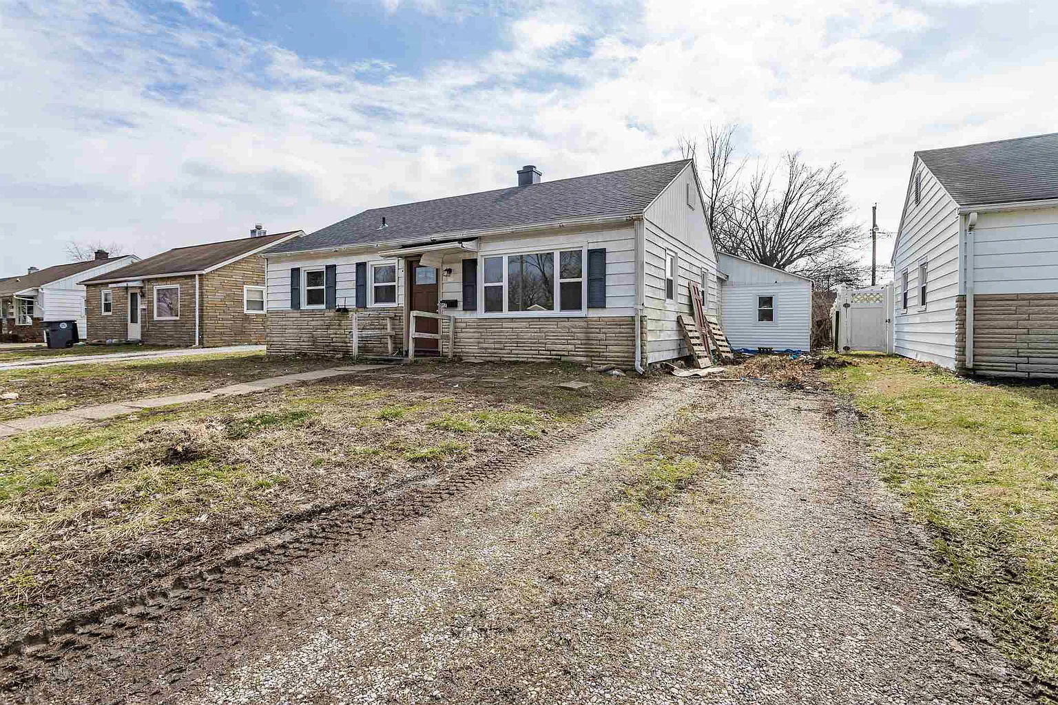 917 E Idlewild Dr photo 1
