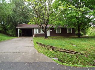 1205 Tramel Rd, Sevierville, TN 37862