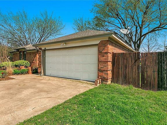 2nd image of 7617 Doris Ct