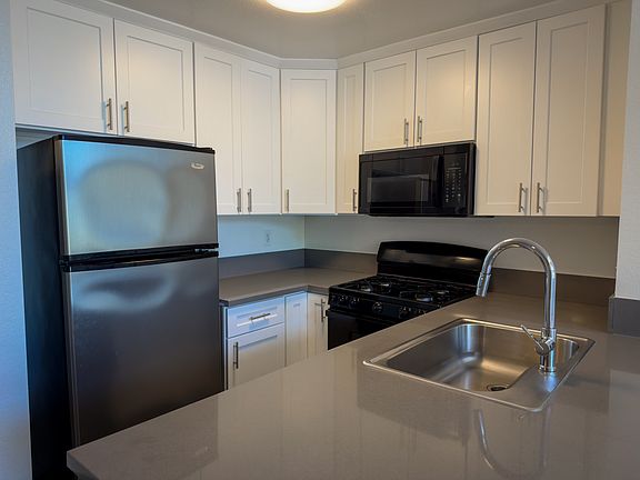 5th image of 4550 Laurel Canyon Blvd APT 310