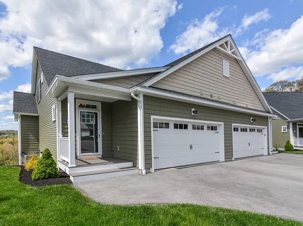 33 Soucy Dr #33, Rutland, MA 01543