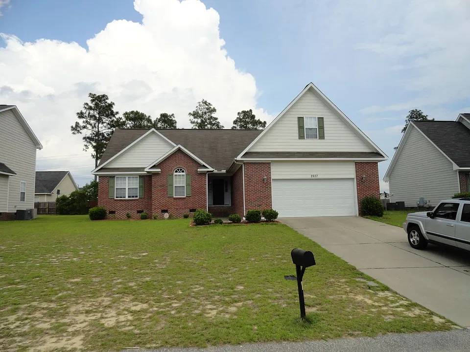 2937 Piney Mountain Dr
