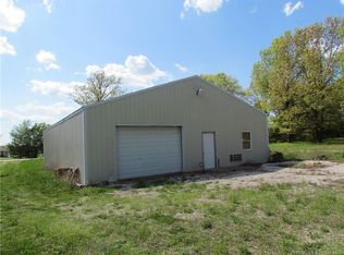 195 Dry Hollow Rd, Camdenton, MO 65020