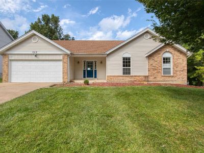 949 Lynwood Forest Dr, Ballwin, MO, 63021