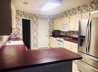 305 Country Club Dr, Picayune, MS 39466