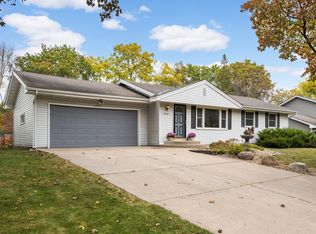 2736 16th St NW, New Brighton, MN 55112