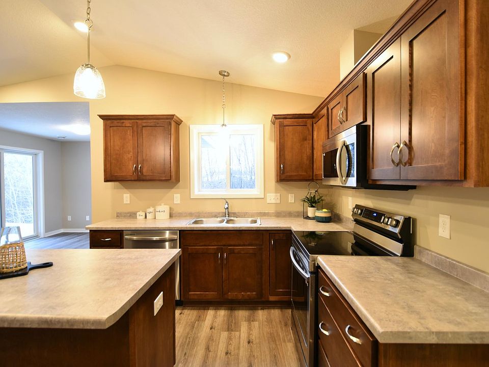 2000 E 20th St, Zumbrota, MN 55992 MLS 6332600 Zillow