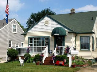 8530 Saratoga Ave, Oak Park, MI