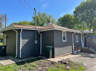 238 E Belvidere Rd, Grayslake, IL 60030